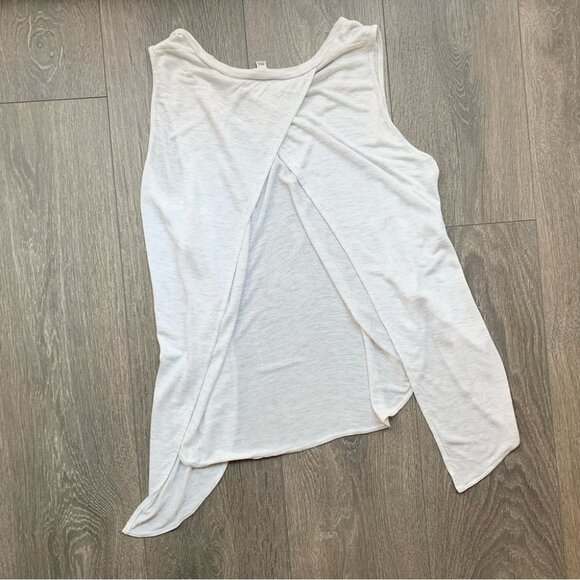 Aritzia Wilfred Tank Top T-shirt Rayon Sleeveless Split Back Open Off White XXS - Picture 7 of 7